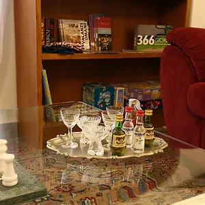 Houspitality Caesar *** Rome